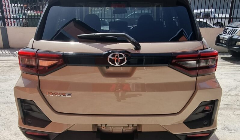 Toyota Raize (Beige)