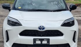 Toyota Yaris Cross Hybrid (White)
