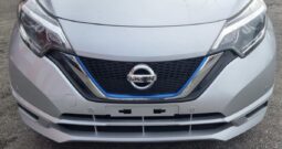 Nissan Note E -Power (Silver)