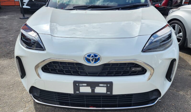 Toyota Yaris Cross Pearl White ( Chrome ) full