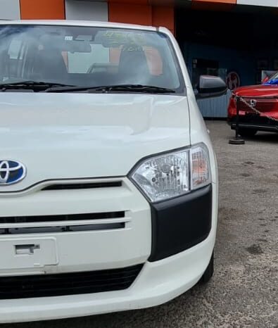 Toyota ProBox Hybrid full