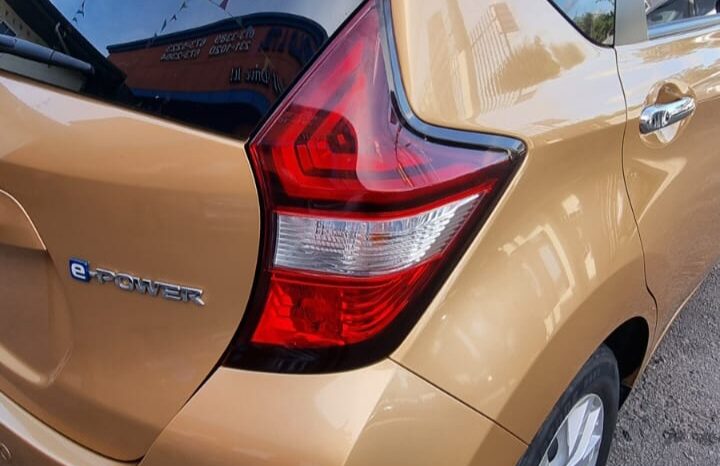 Nissan Note E-Power 2020 (Gold) full