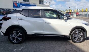 Nissan Kick’s 2020 E-Power (White 2 Tone) full