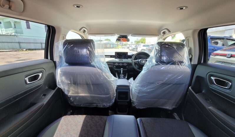 HONDA VEZEL X HUNT 2024 ( WHITE) full