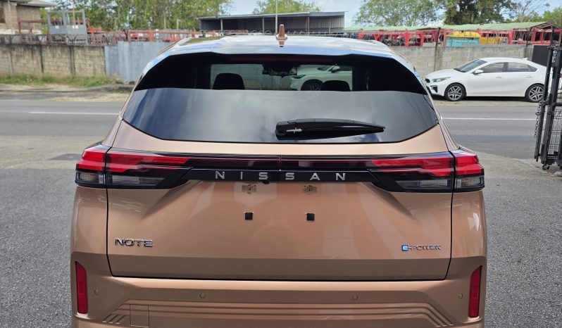 Nissan Note 2024 Gold full