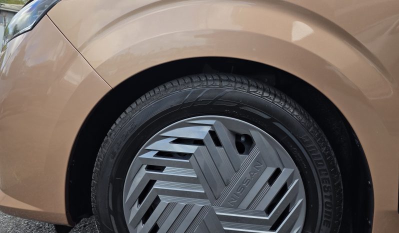 Nissan Note 2024 Gold full