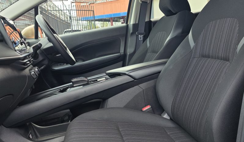 Nissan Note 2024 Gold full