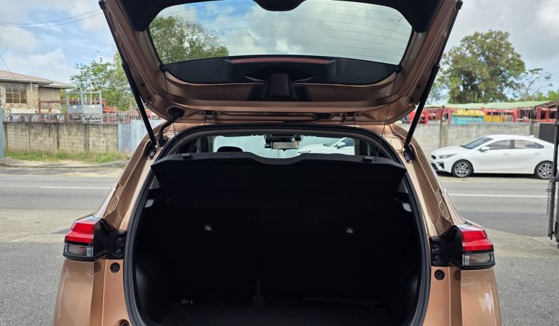 Nissan Note 2024 Gold full