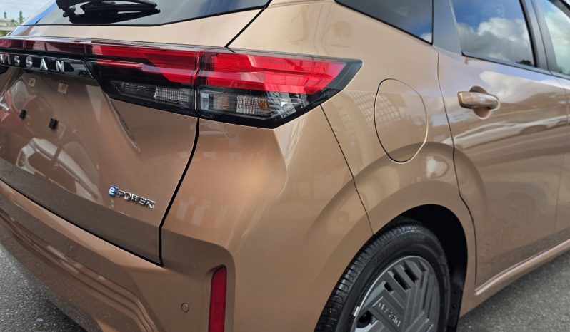 Nissan Note 2024 Gold full