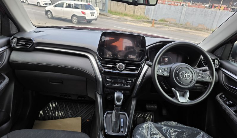 Toyota Hyryder G Red 2025 Brand New full