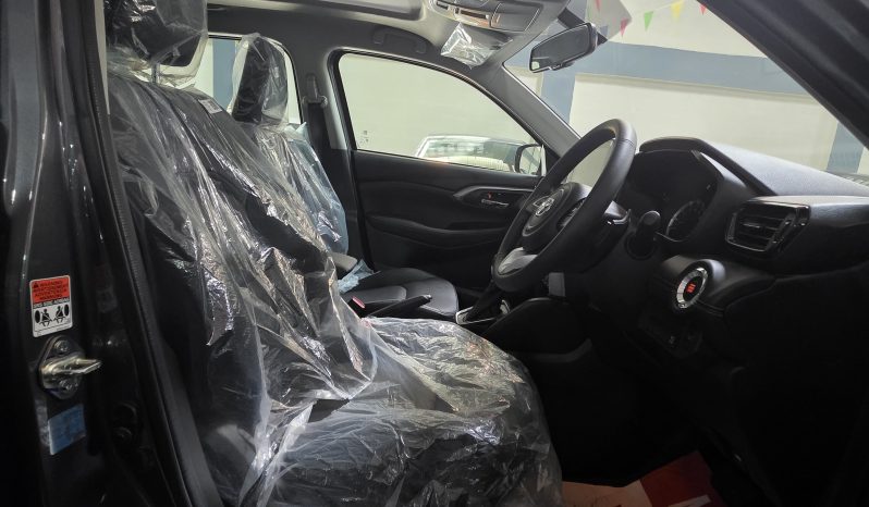 Toyota Hyryder V Grey 2025 Brand New full