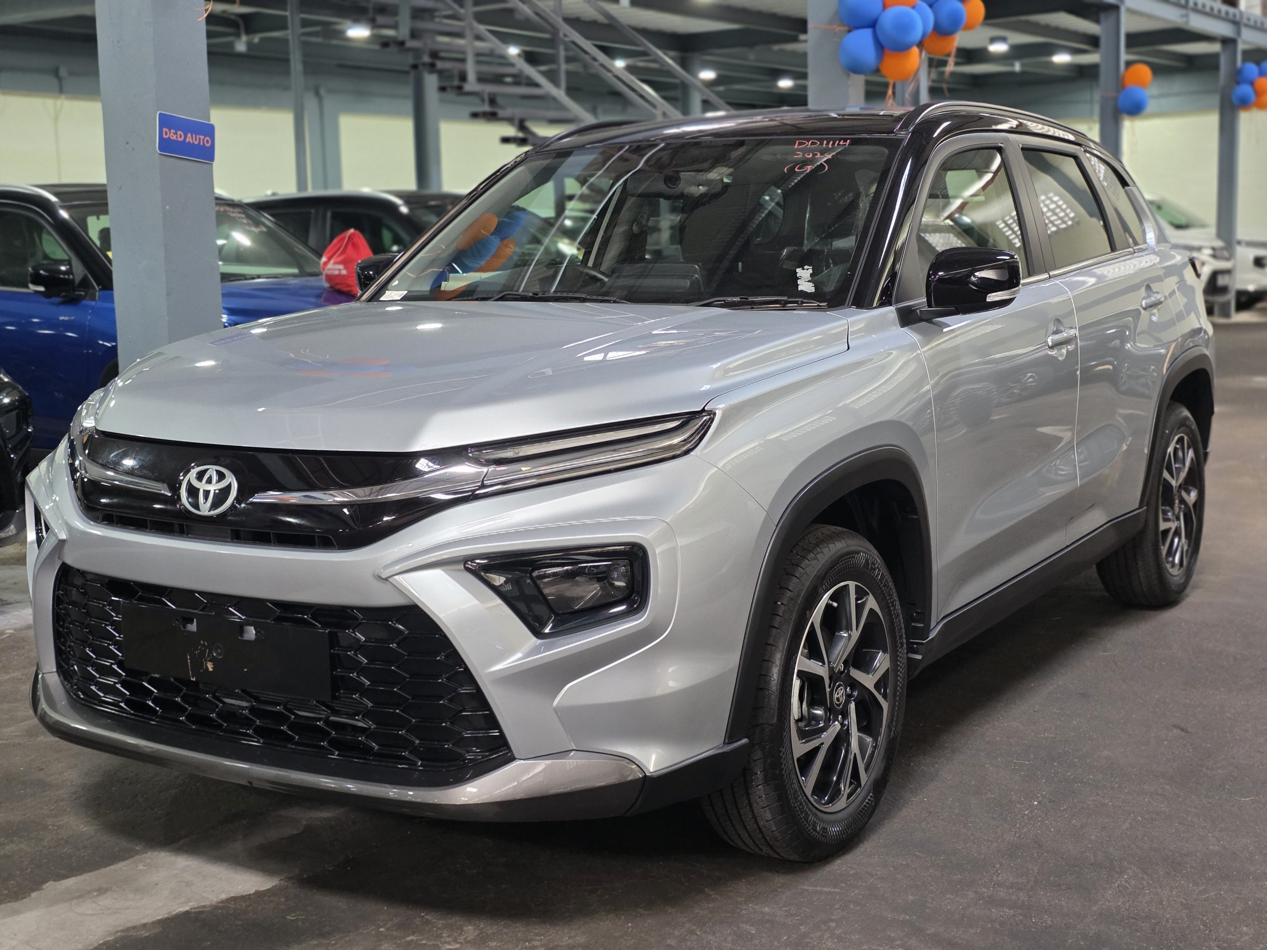 Toyota Hyryder G Silver 2025 Brand New