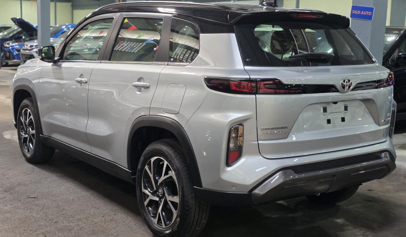 Toyota Hyryder G Silver 2025 Brand New full