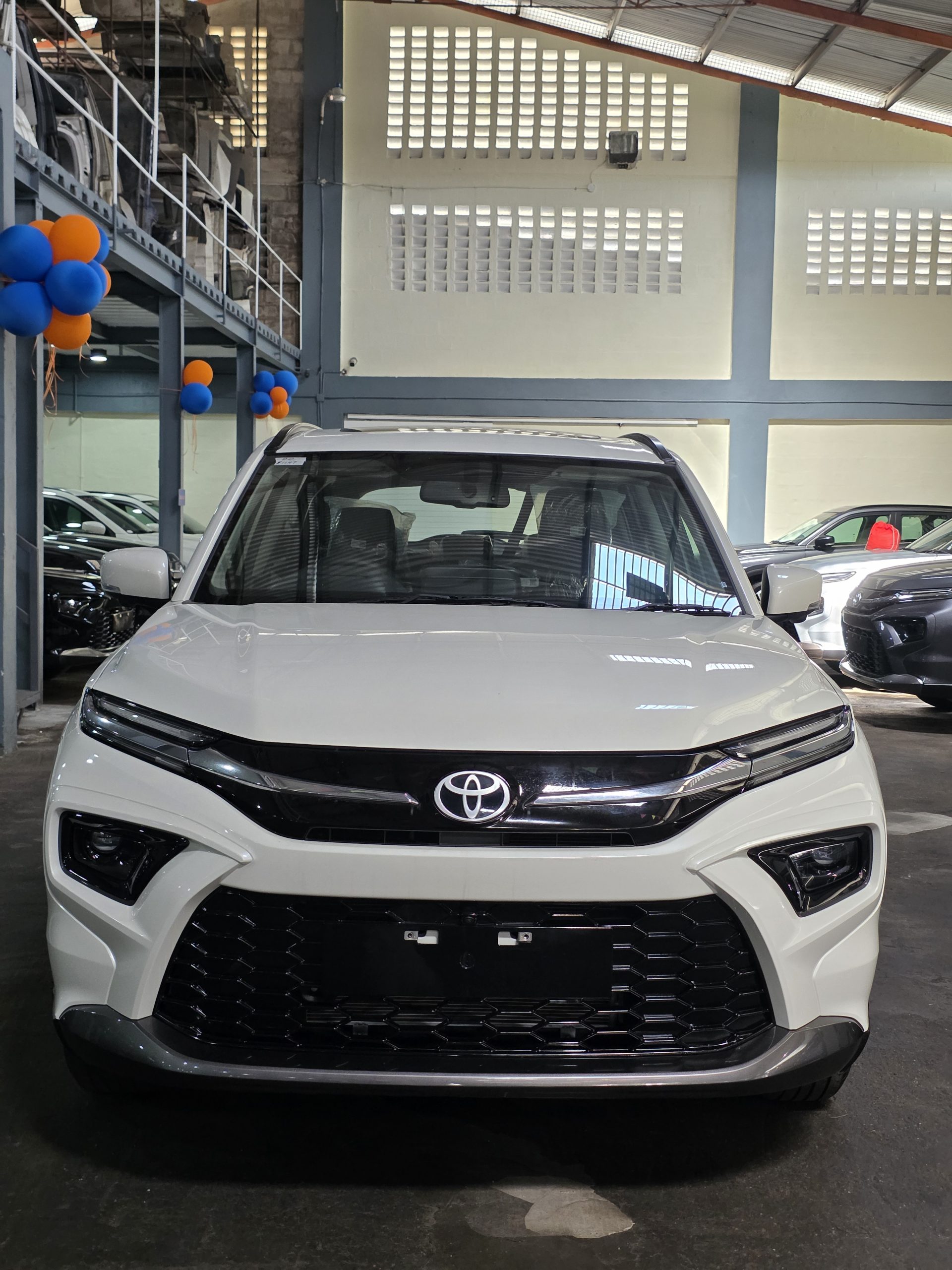 Toyota Hyryder V White 2025 Brand New