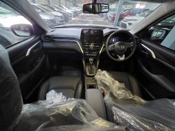 Toyota Hyryder V White 2025 Brand New full