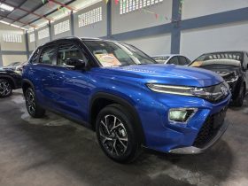 Toyota Hyryder V Full Hybrid Blue 2025 Brand New