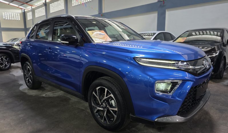 Toyota Hyryder V Full Hybrid Blue 2025 Brand New full