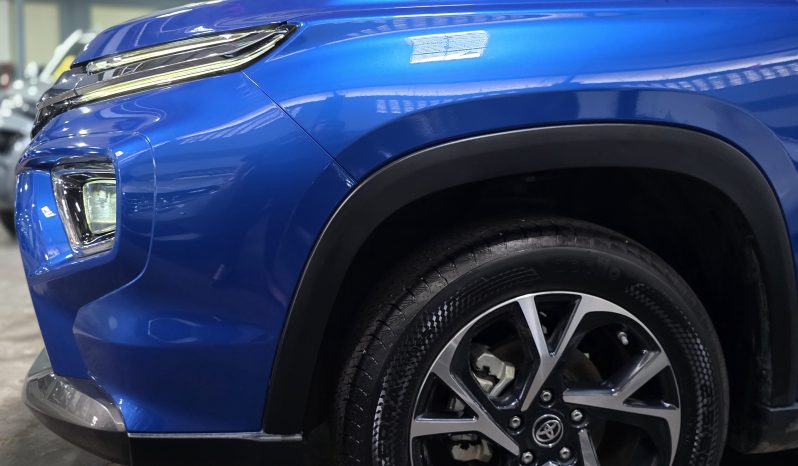 Toyota Hyryder V Full Hybrid Blue 2025 Brand New full