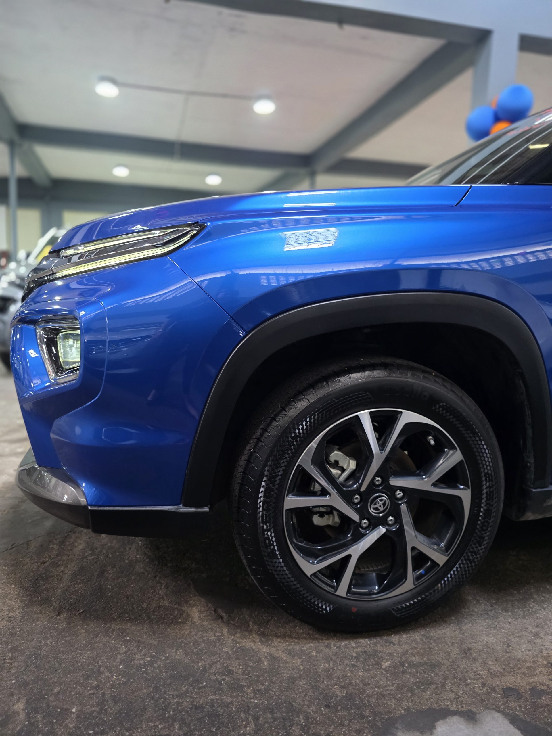 Toyota Hyryder V Full Hybrid Blue 2025 Brand New