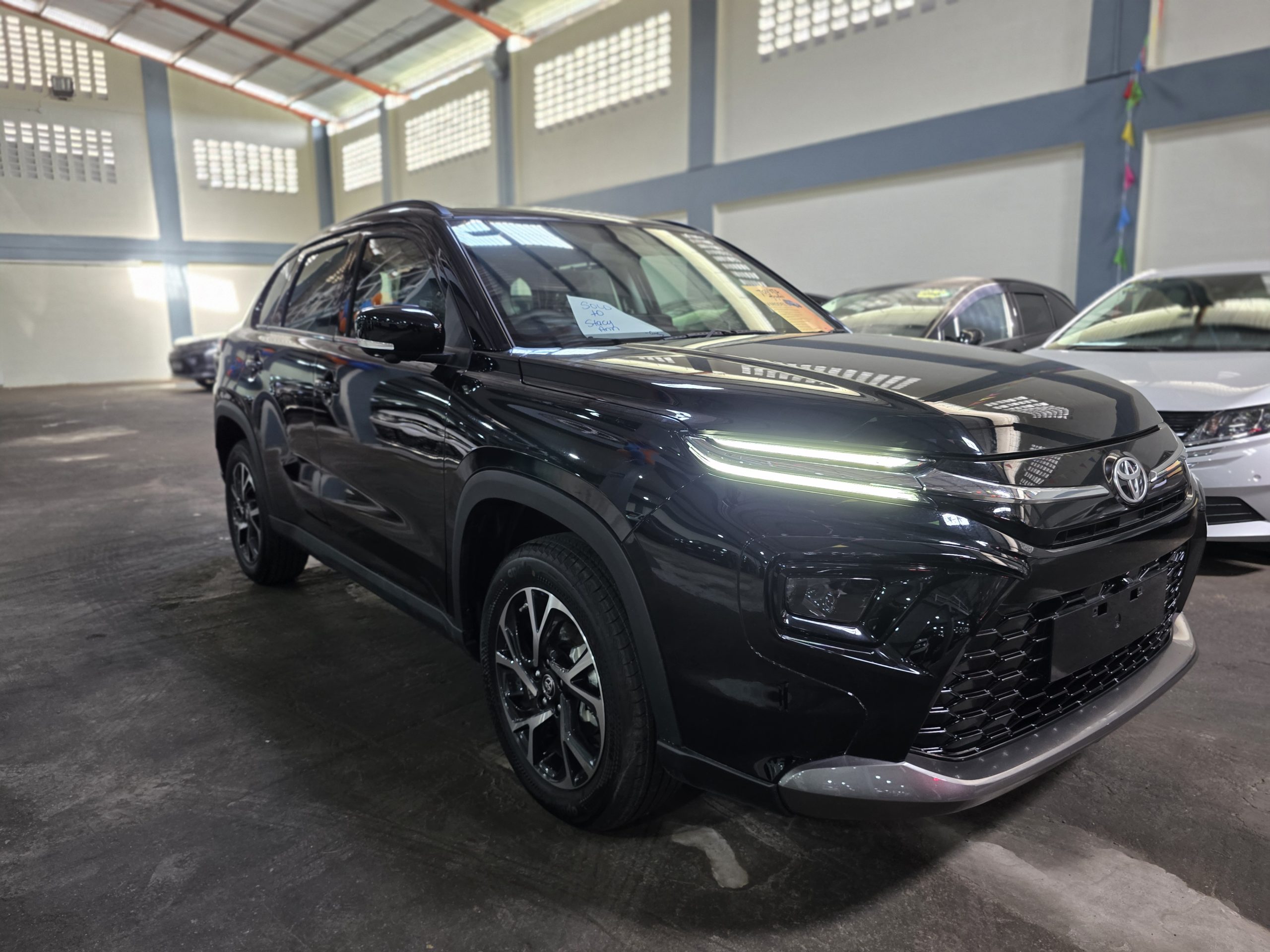 Toyota Hyryder V Black 2025 Brand New