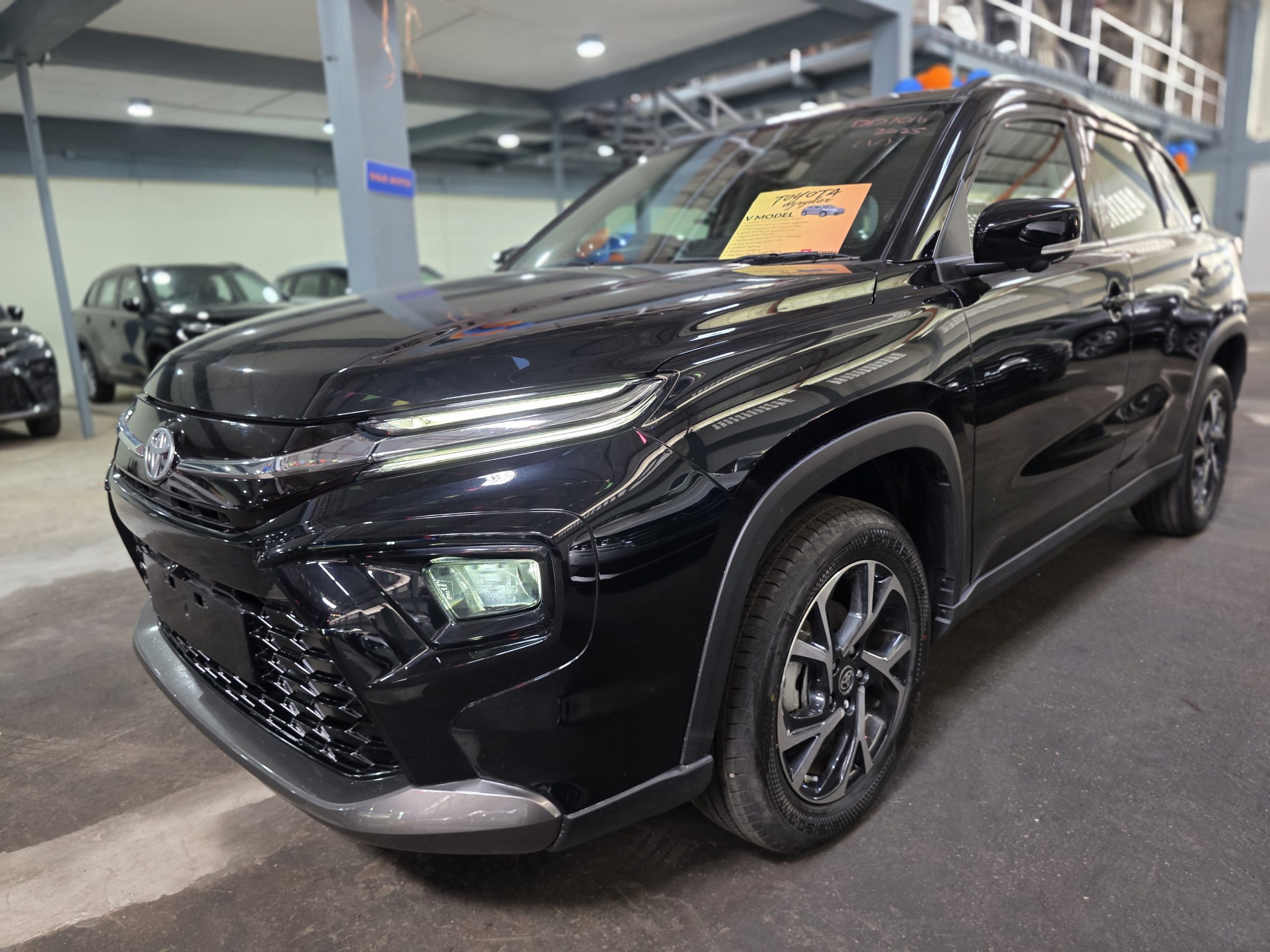 Toyota Hyryder V Black 2025 Brand New
