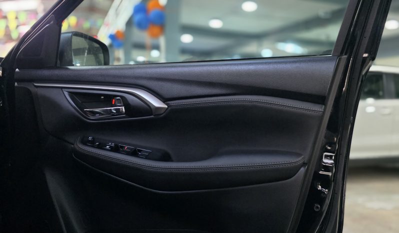 Toyota Hyryder V Black 2025 Brand New full