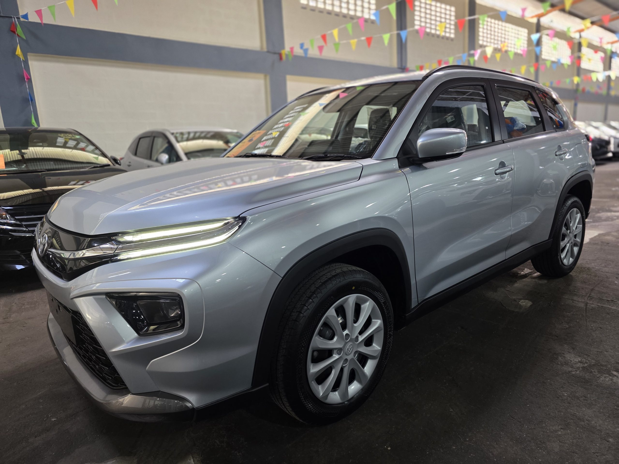 Toyota Hyryder S Silver 2025 Brand New