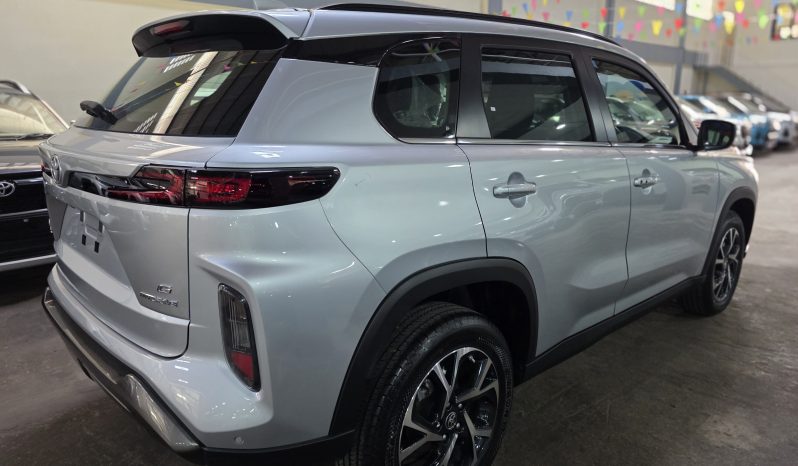 Toyota Hyryder S Silver 2025 Brand New full