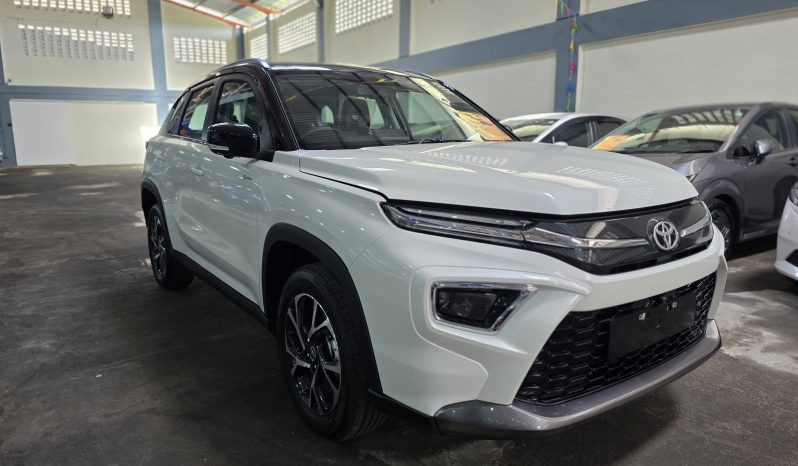 Toyota Hyryder V Full Hybrid White 2025 Brand New full