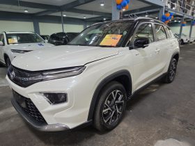 Toyota Hyryder V Full Hybrid White 2025 Brand New