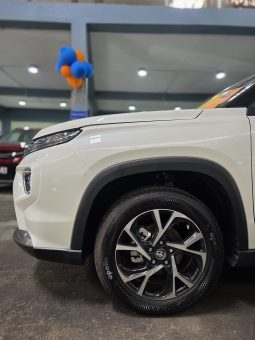 Toyota Hyryder V Full Hybrid White 2025 Brand New full