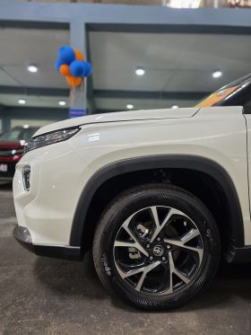 Toyota Hyryder V Full Hybrid White 2025 Brand New