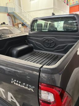 Toyota Hilux 4×4 Grey 2025 Brand New full