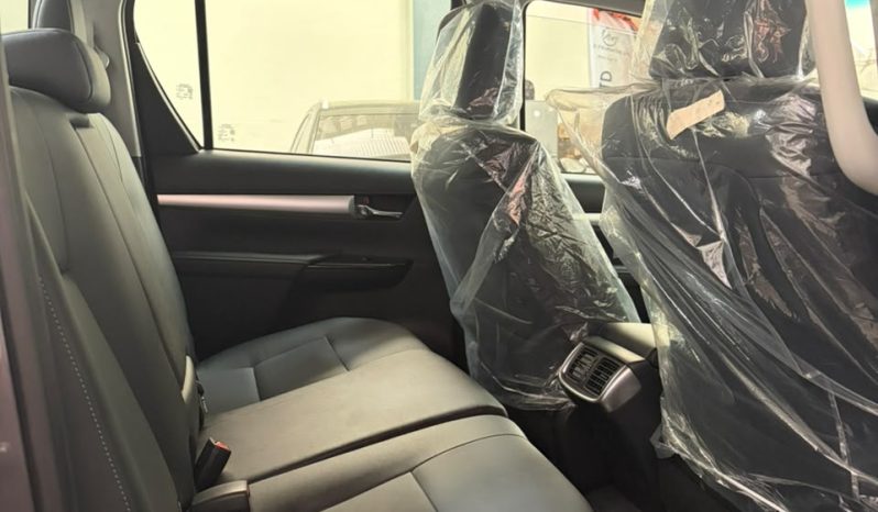 Toyota Hilux 4×4 Grey 2025 Brand New full