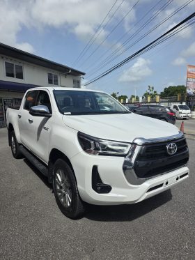 Toyota Hilux 4×4 White 2026 Brand New