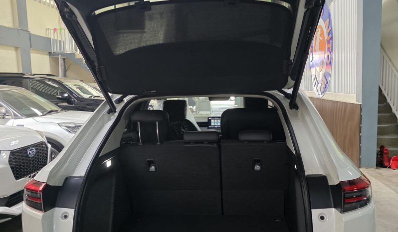 Honda Vezel Z White 2025 Brand New full