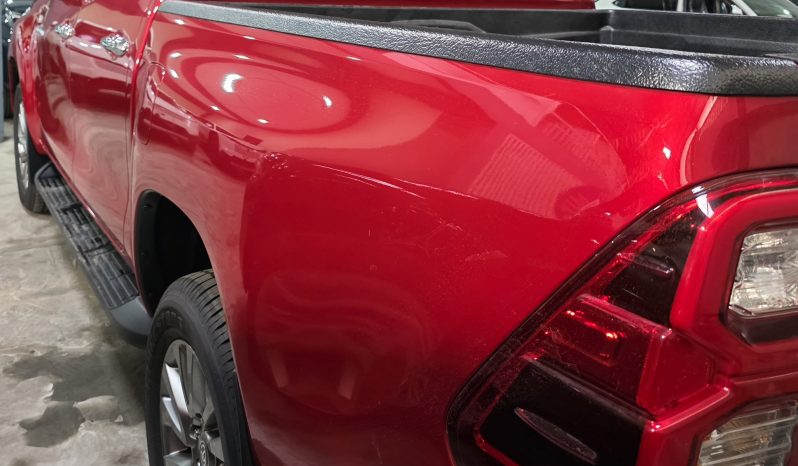 Toyota Hilux Red 2026 full