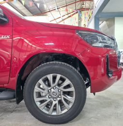 Toyota Hilux Red 2026 full