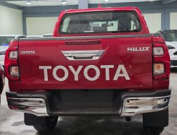 Toyota Hilux Red 2026 full