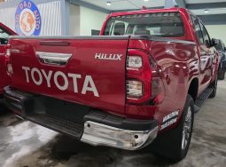 Toyota Hilux Red 2026 full