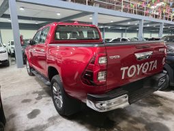 Toyota Hilux Red 2026 full