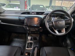 Toyota Hilux Red 2026 full