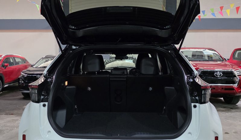 Yaris Cross White 2026 (With Body Kit) full